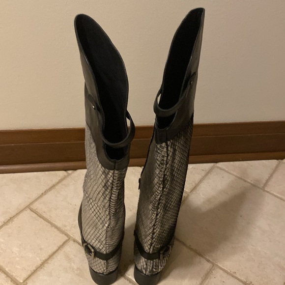 VERA GOMMA WOMEN’S BLACK/SILVER LEATHER BOOTS SIZE 38 - Picture 3 of 15